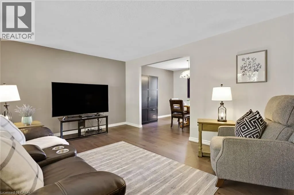 71 PEPPERWOOD Crescent