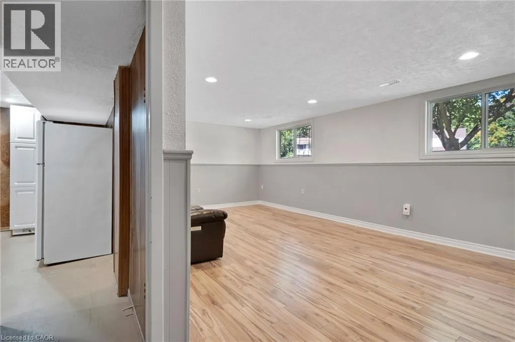 71 PEPPERWOOD Crescent