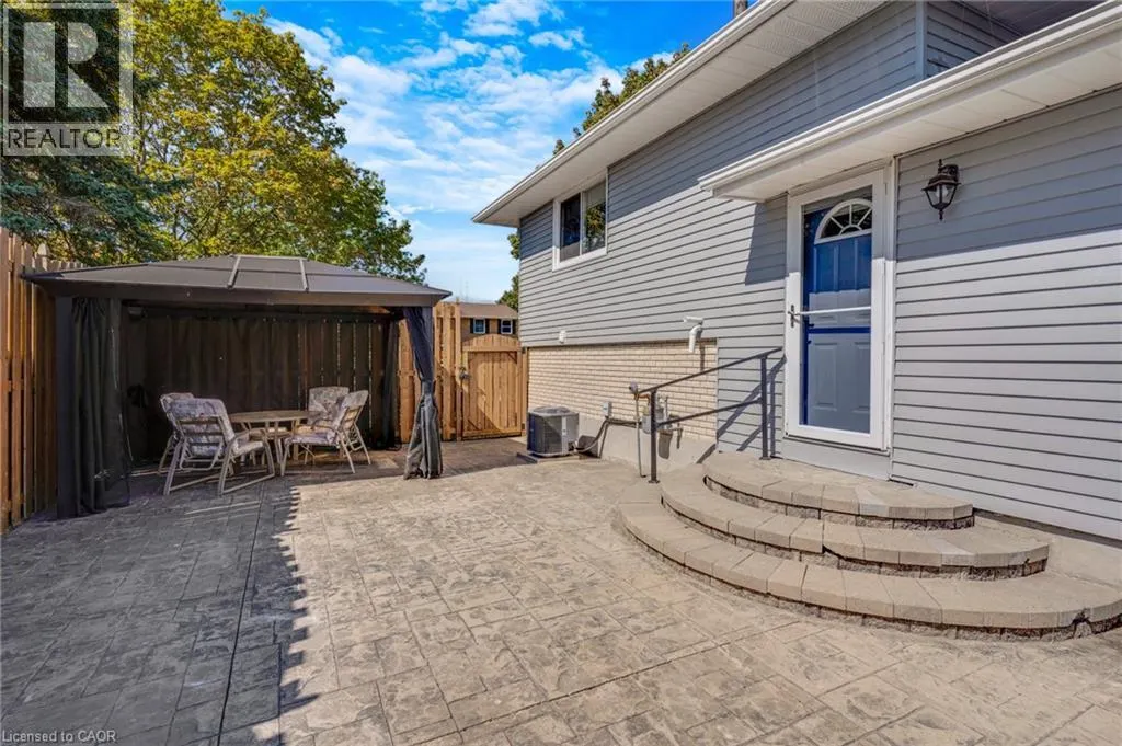 71 PEPPERWOOD Crescent