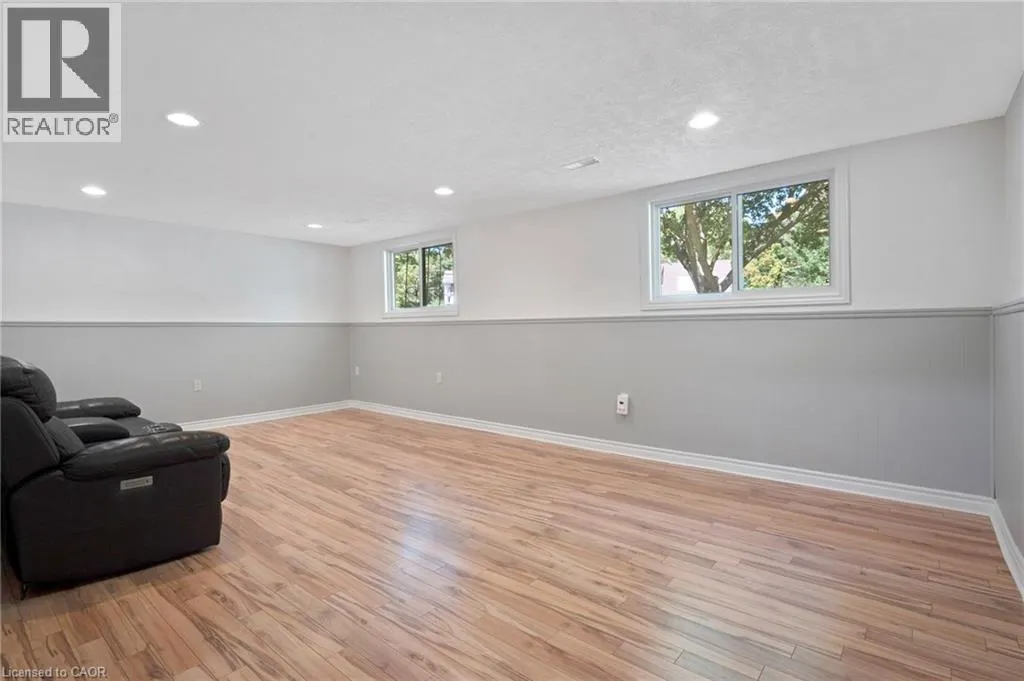 71 PEPPERWOOD Crescent