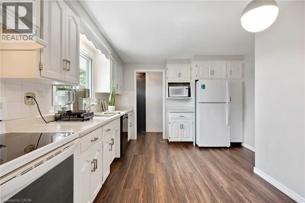 71 PEPPERWOOD Crescent