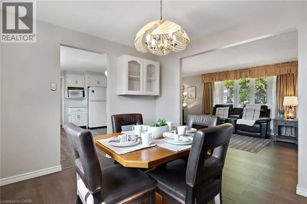 71 PEPPERWOOD Crescent