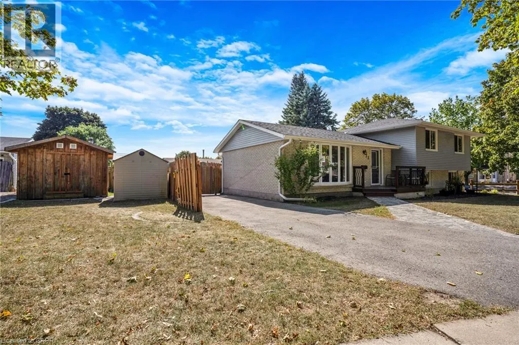 71 PEPPERWOOD Crescent
