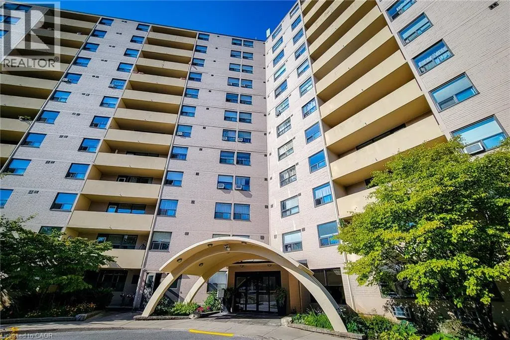 700 DYNES Road Unit# 707, #707