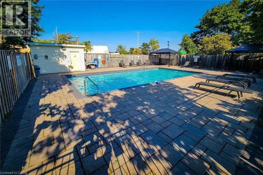 700 DYNES Road Unit# 707, #707