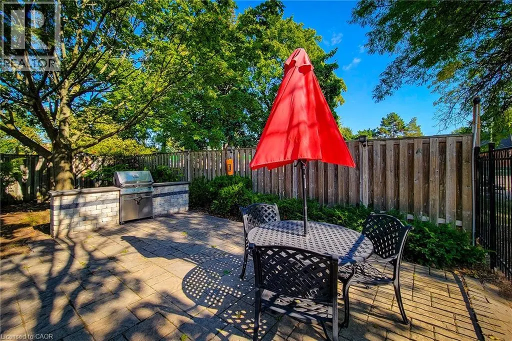 700 DYNES Road Unit# 707, #707