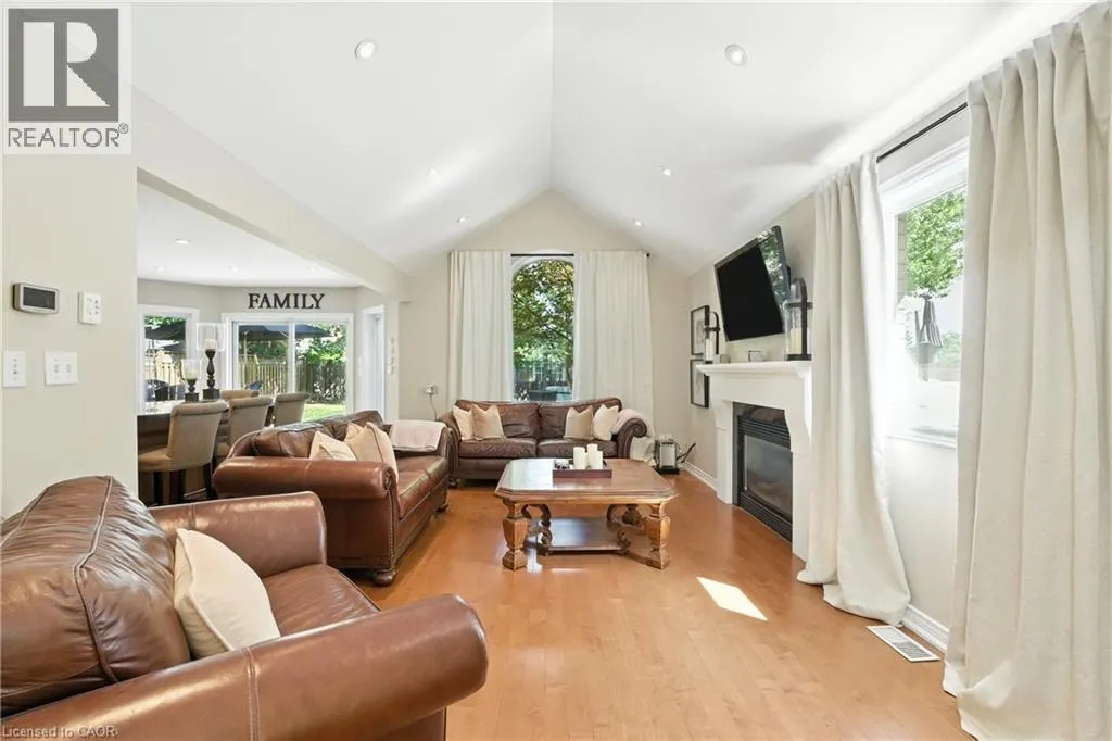 2139 BUSHTRAIL Court