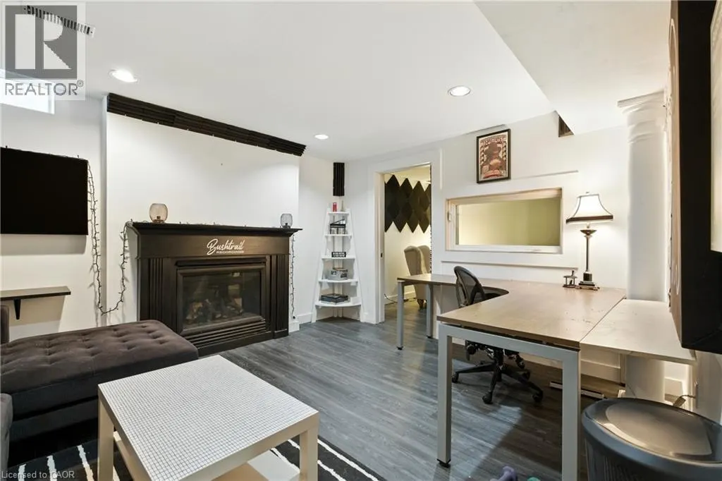 2139 BUSHTRAIL Court