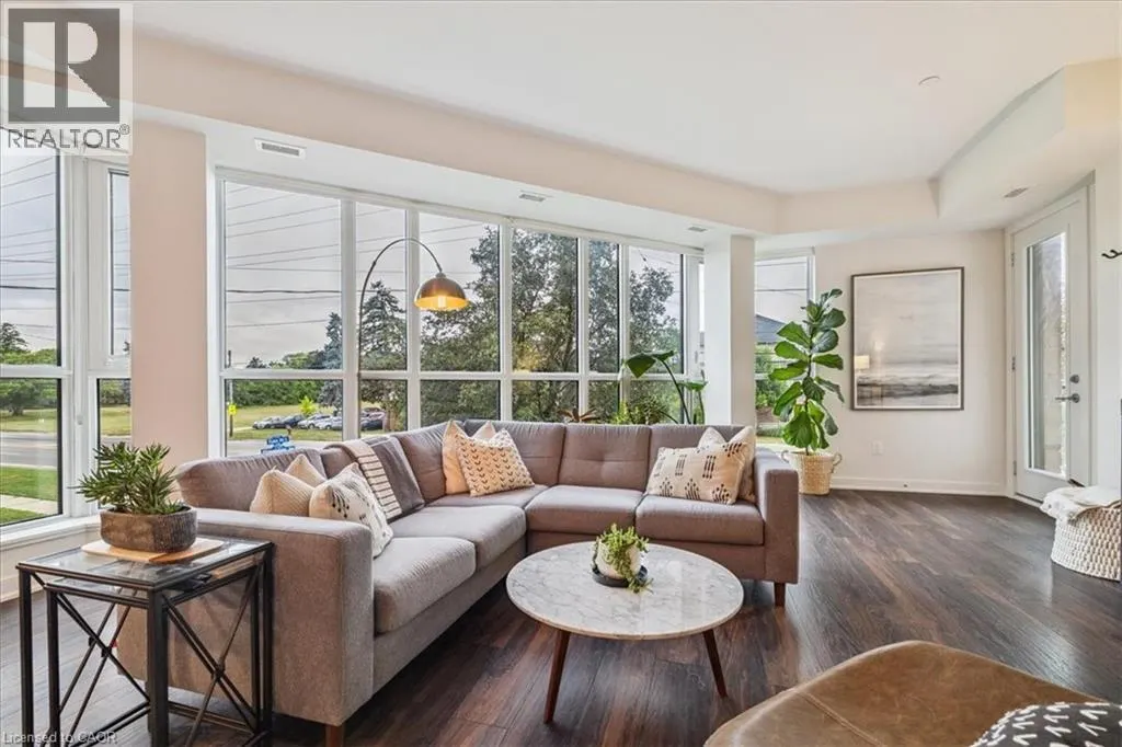 320 PLAINS Road E Unit# 211, #211
