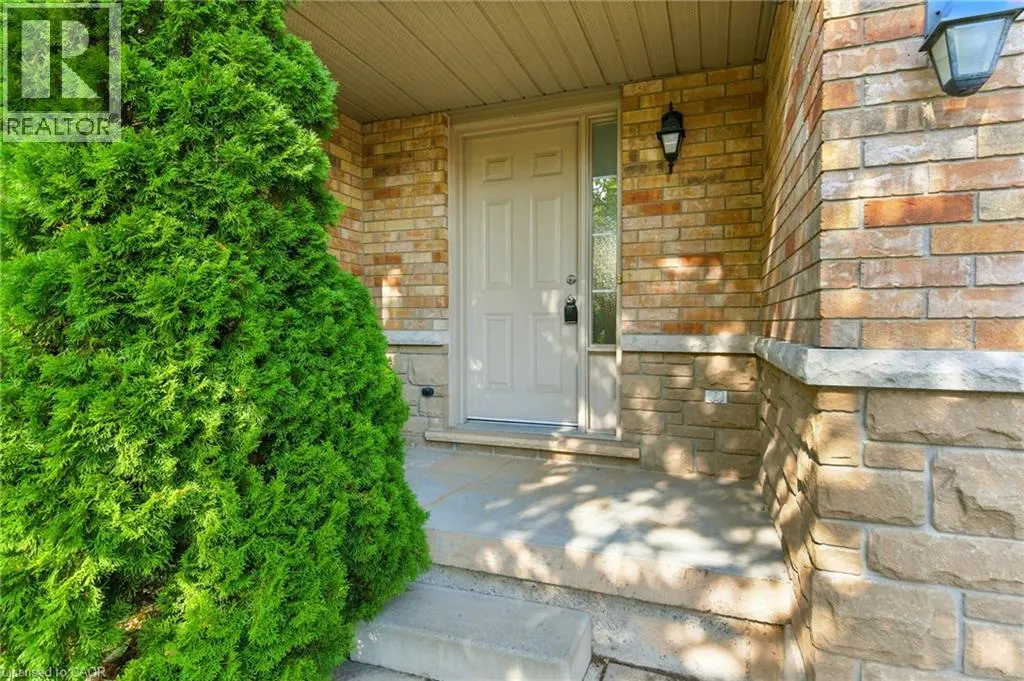 1283 BLANSHARD Drive Unit# 2, #2
