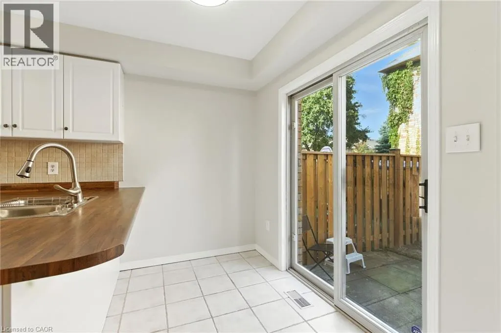 1283 BLANSHARD Drive Unit# 2, #2