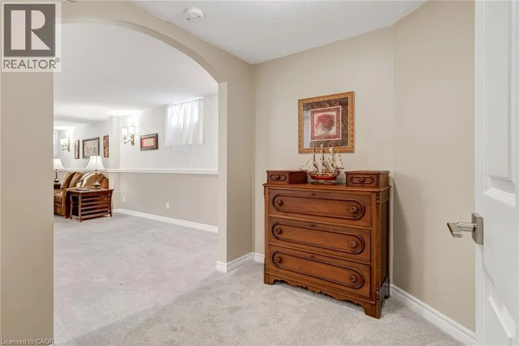 183 VALRIDGE Drive