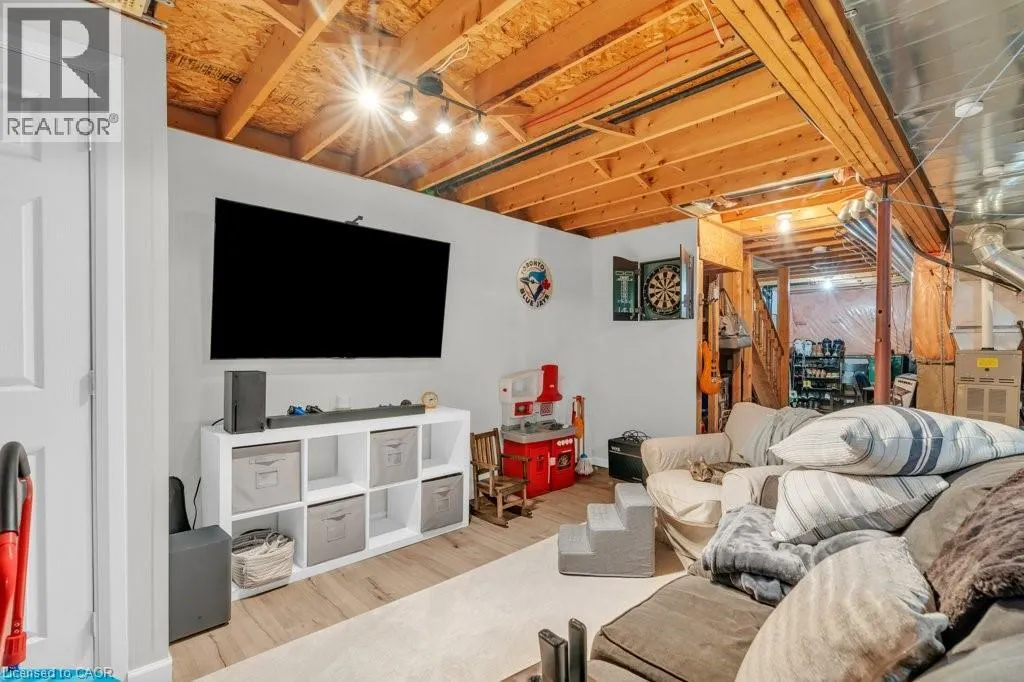 84 WESTMEADOW Drive Unit# 9, #9
