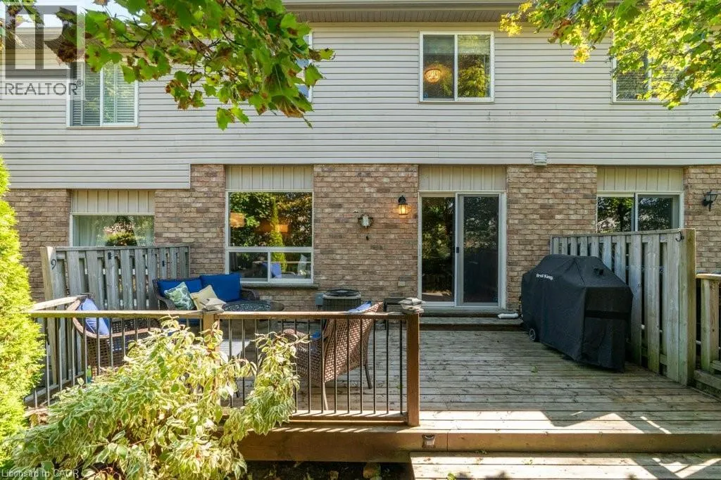84 WESTMEADOW Drive Unit# 9, #9