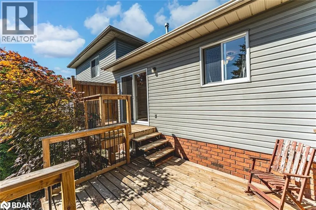 239 SIMCOE Street