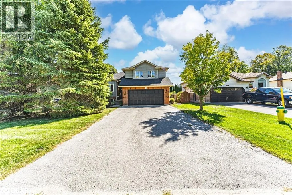 239 SIMCOE Street
