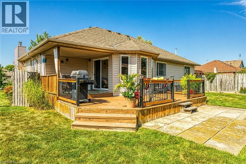 35 HIGHLAND Boulevard