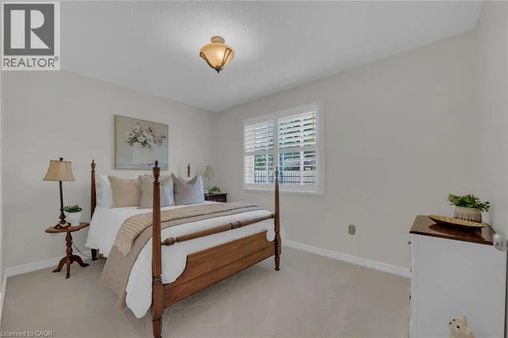 35 HIGHLAND Boulevard