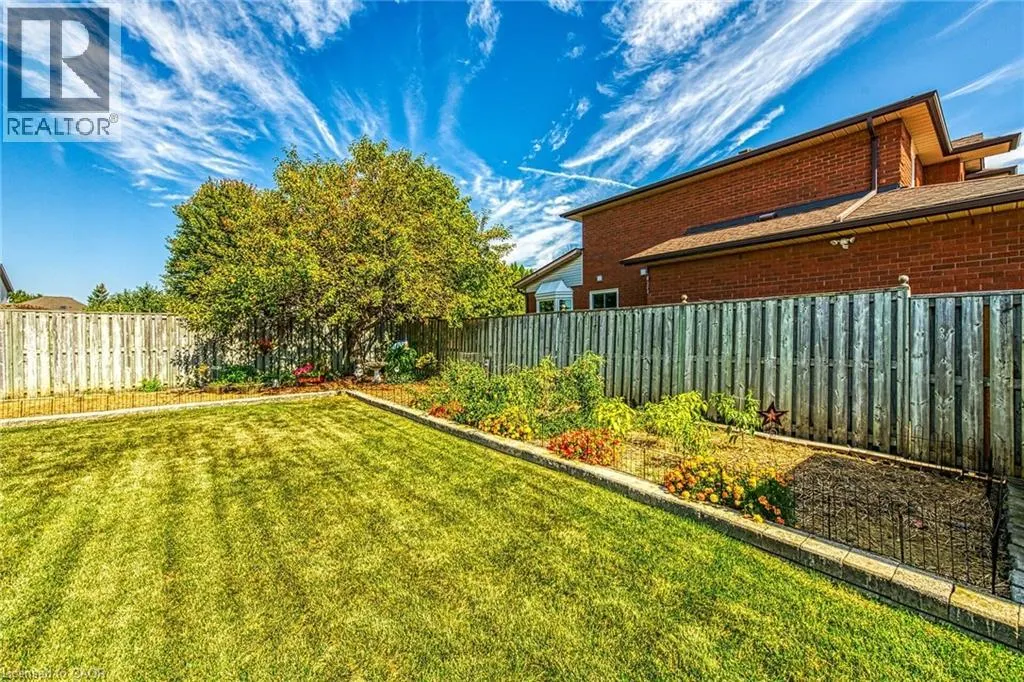 35 HIGHLAND Boulevard