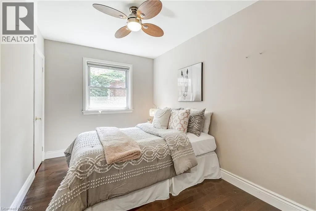 1216 DE QUINCY Crescent