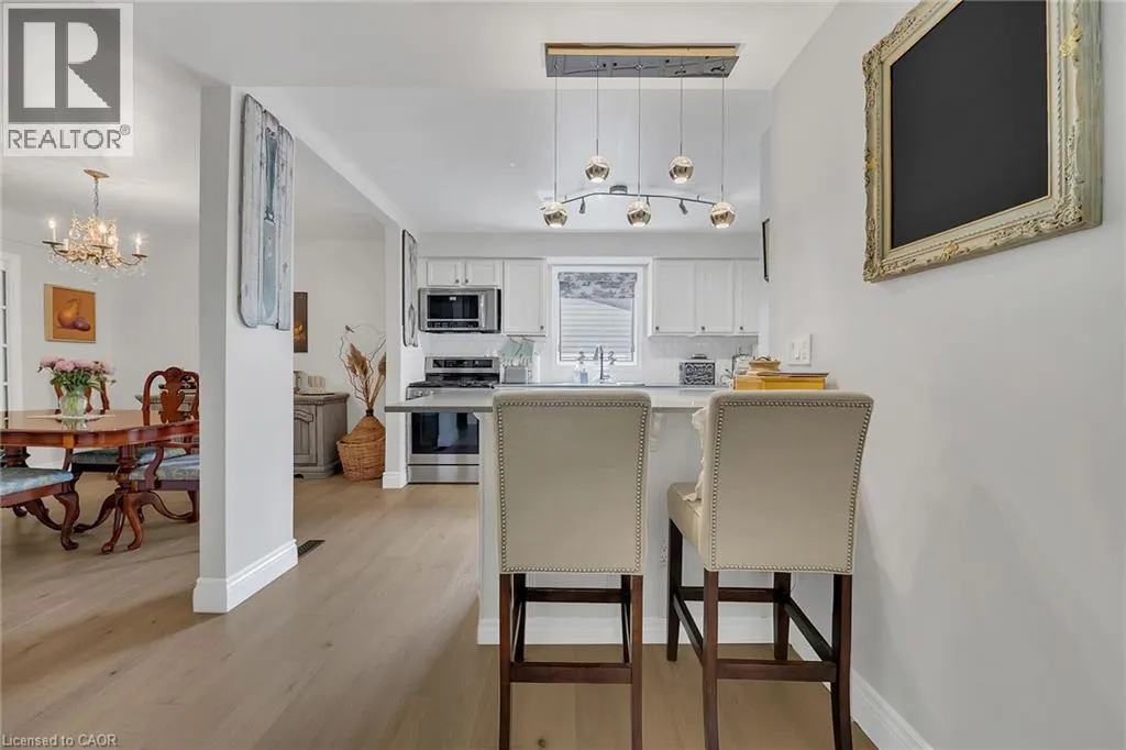 148 LAKESHORE Road