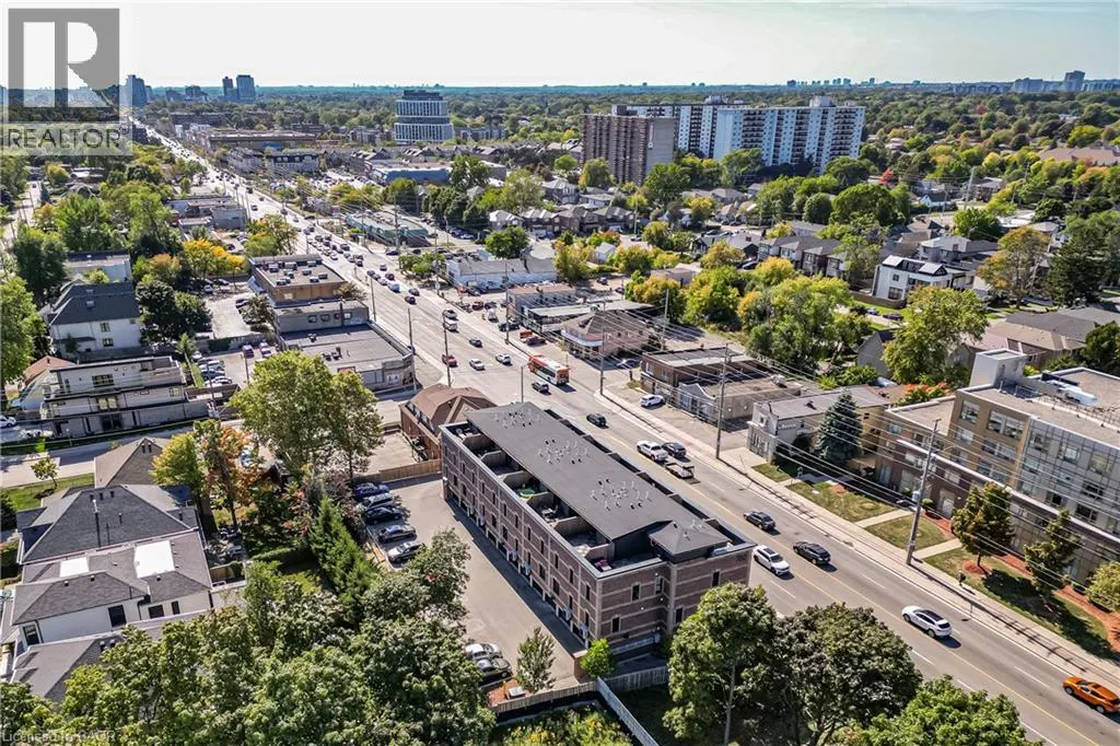 760 LAKESHORE Road E Unit# 207, #207