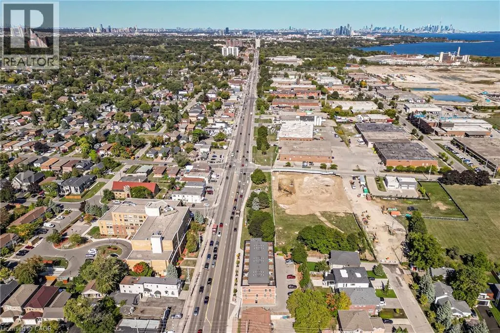 760 LAKESHORE Road E Unit# 207, #207