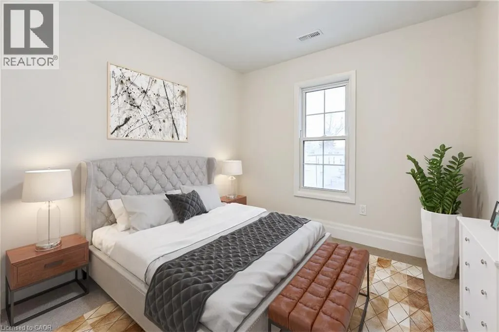 760 LAKESHORE Road E Unit# 207, #207
