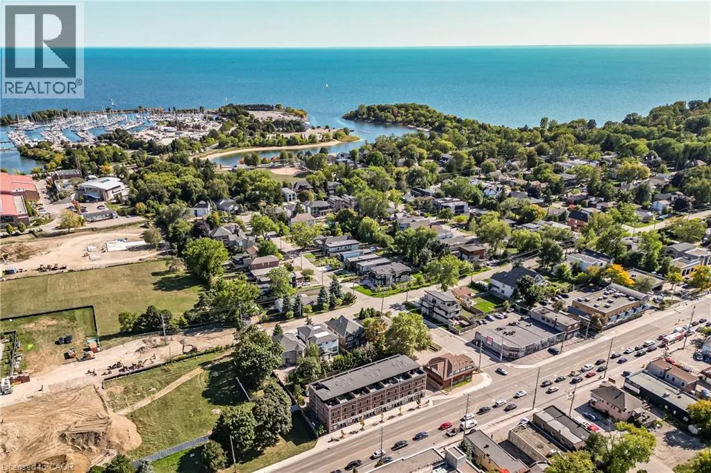 760 LAKESHORE Road E Unit# 207, #207