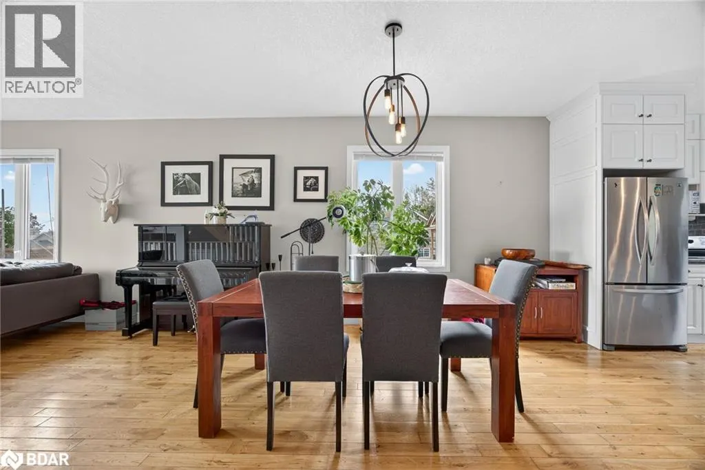 2258 LAKESHORE Road E
