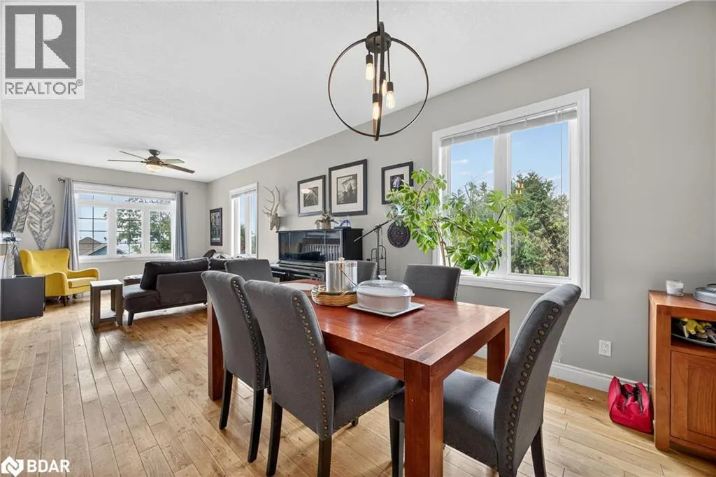 2258 LAKESHORE Road E