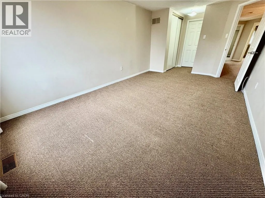 1140 LINDSAY Drive