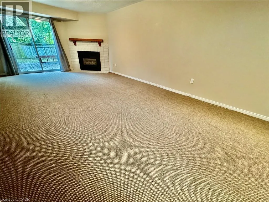 1140 LINDSAY Drive