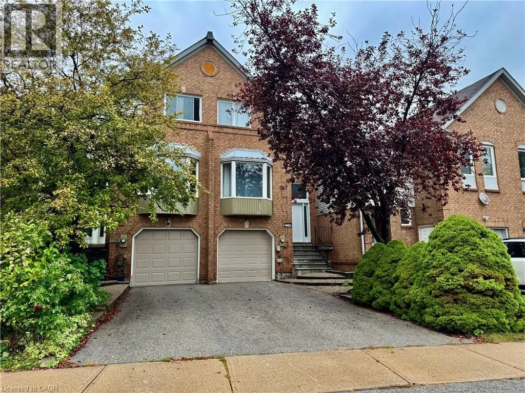 1140 LINDSAY Drive