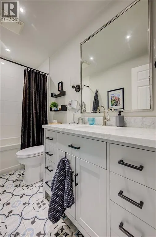 120 BEDDOE Street Unit# 24, #24
