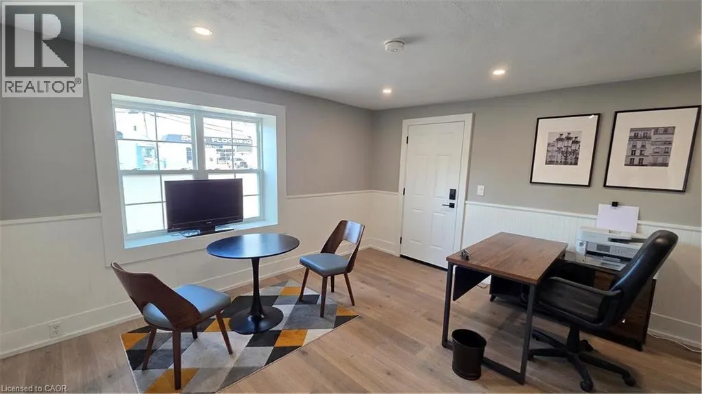 219 ST CATHARINES Street Unit# 1, #1