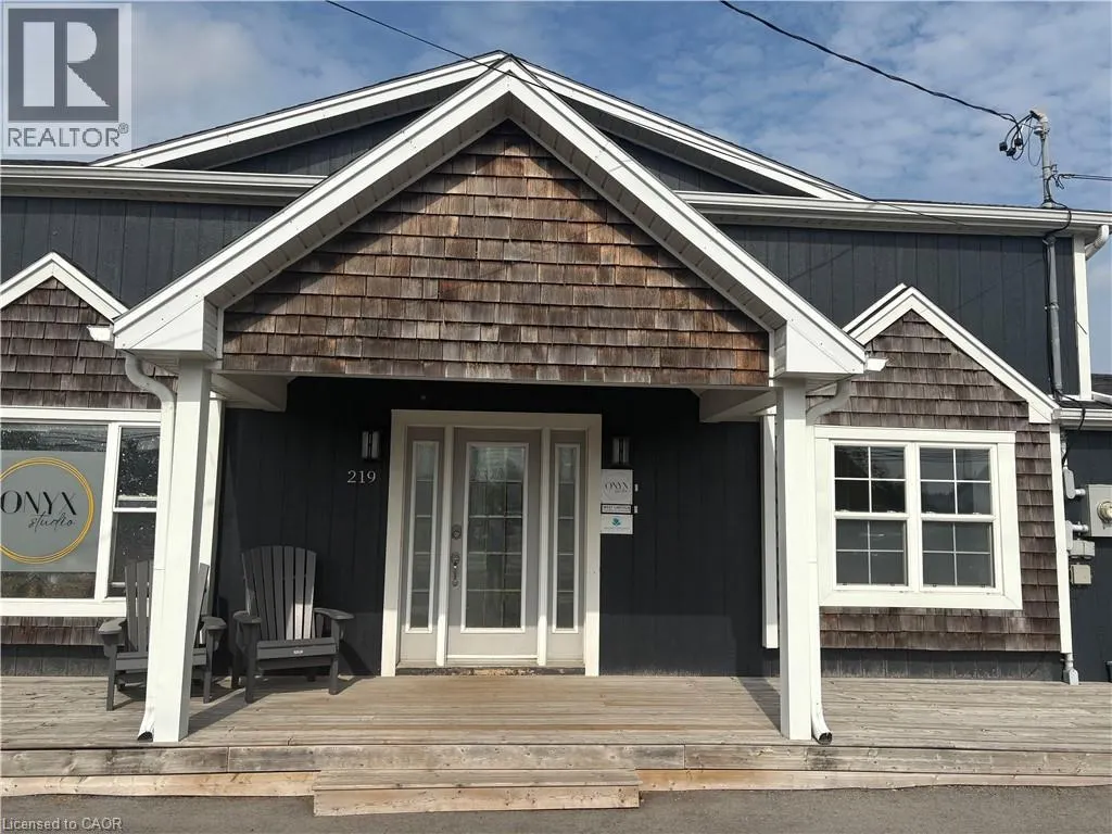 219 ST CATHARINES Street Unit# 1, #1
