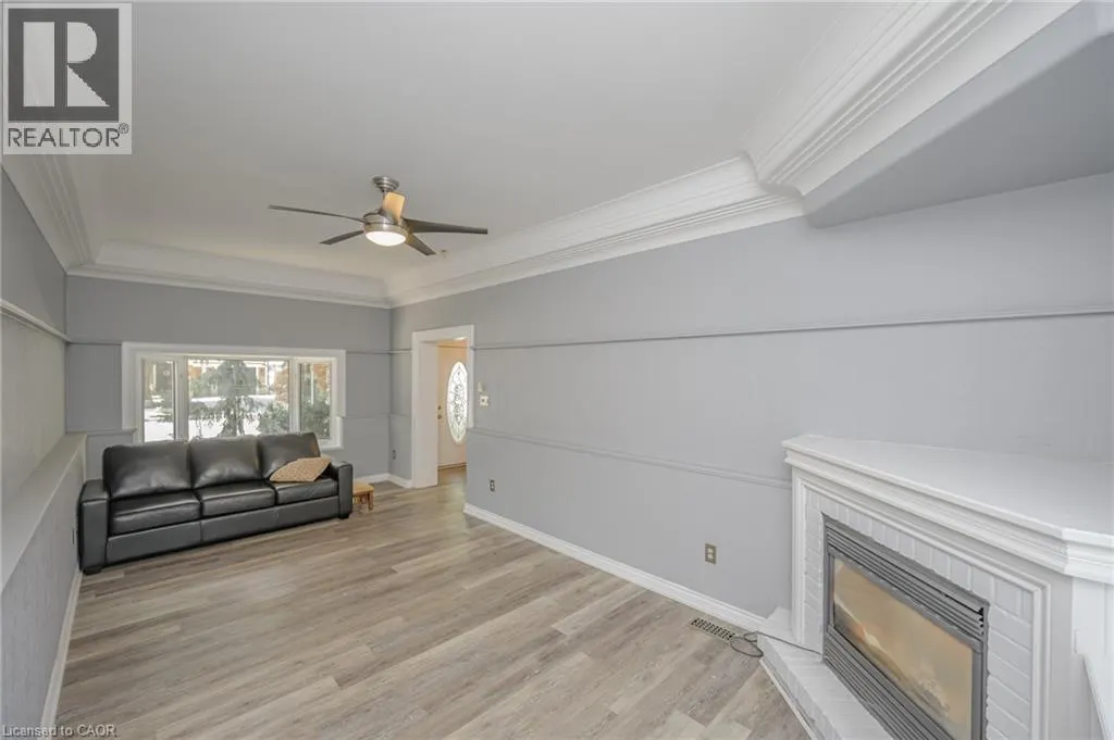 374 SPRUCE Street