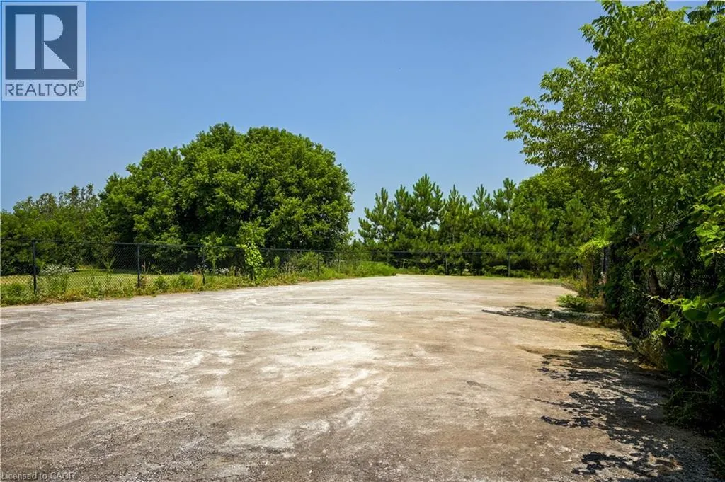214 & 218 MAPLE Avenue