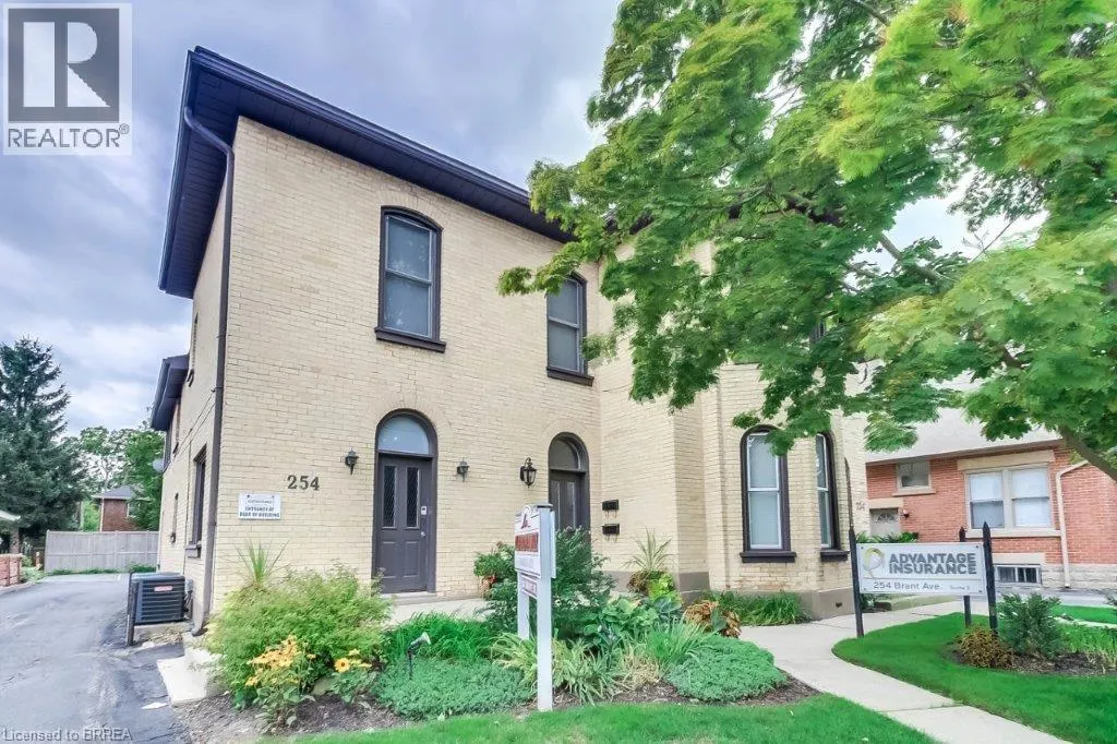 254 BRANT Avenue