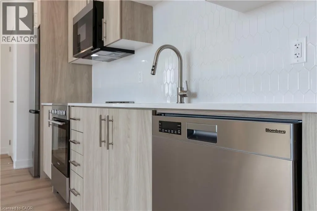 25 WELLINGTON Street S Unit# 1906, #1906