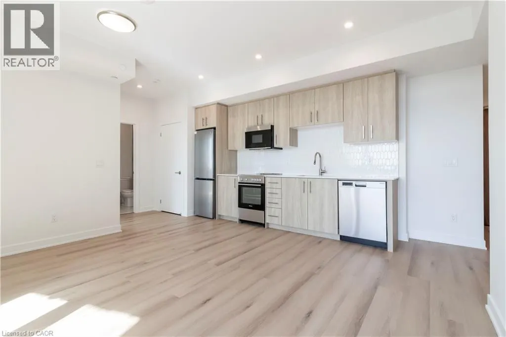 25 WELLINGTON Street S Unit# 1906, #1906