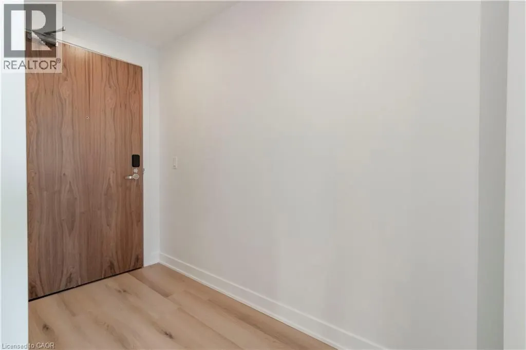 25 WELLINGTON Street S Unit# 1906, #1906