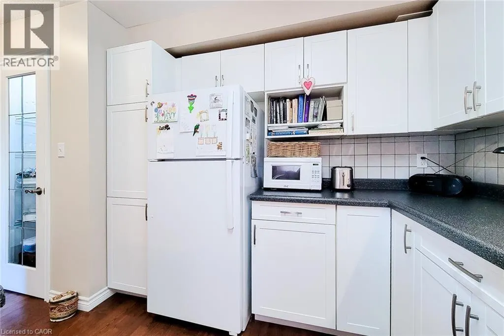 1115 PARAMOUNT Drive Unit# 88, #88