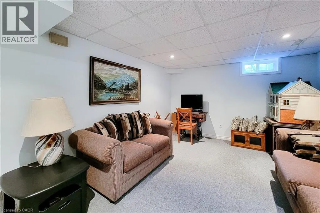 1115 PARAMOUNT Drive Unit# 88, #88
