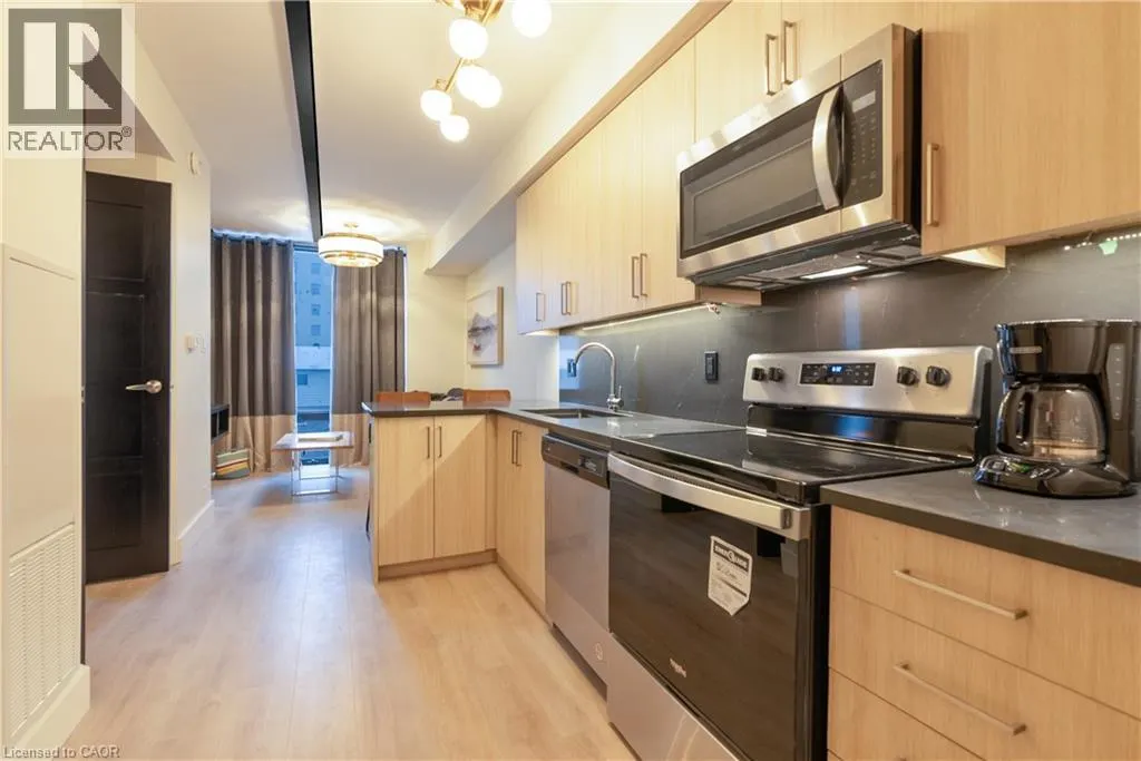 145 COLUMBIA Street W Unit# 1027, #1027