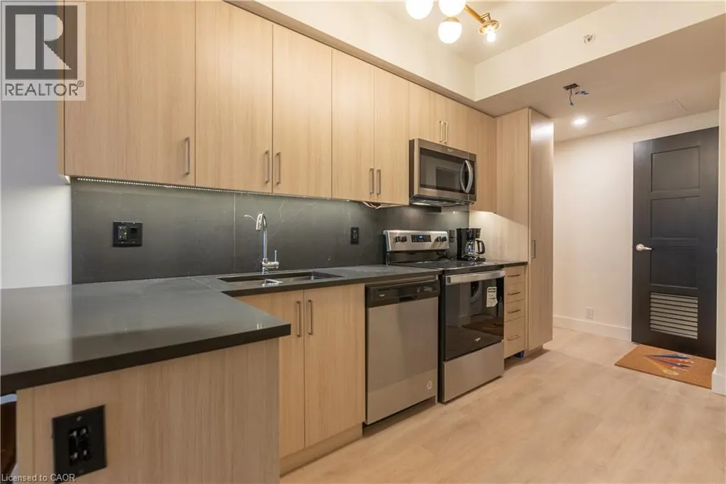 145 COLUMBIA Street W Unit# 1027, #1027