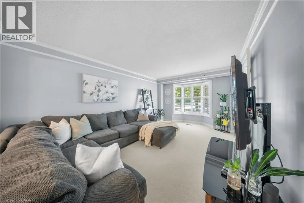 54 PATHFINDER Crescent