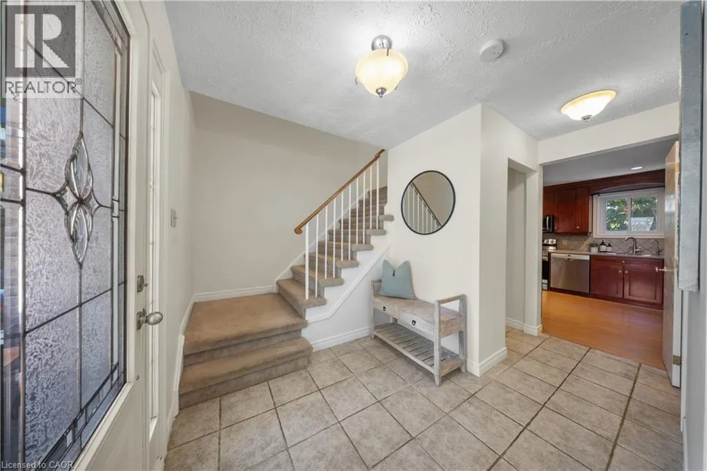 54 PATHFINDER Crescent