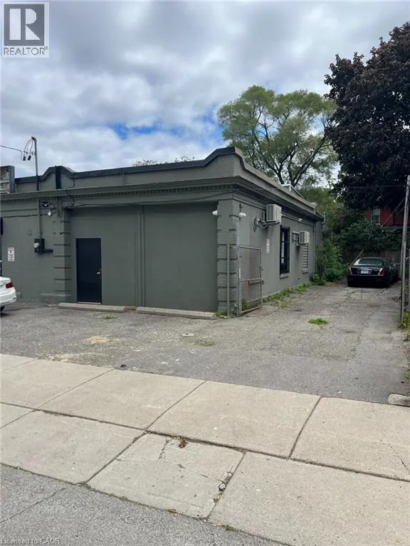 804 KING Street E